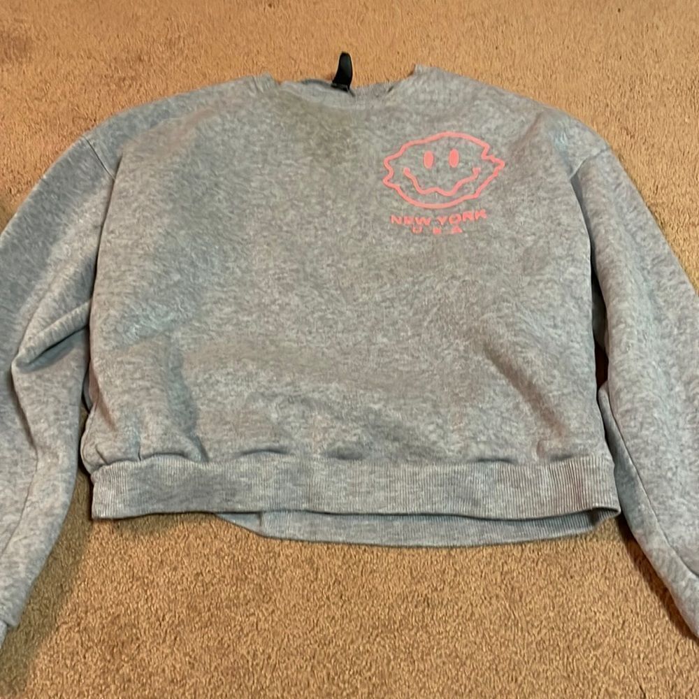 NY sweatshirt
